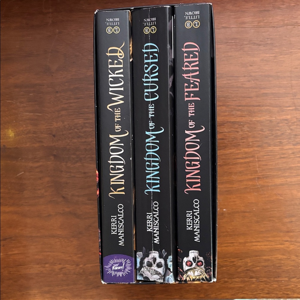 Kingdom of the Wicked Paperback Boxed Set - Picture 3 of 3